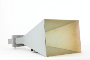 EM-3161-02 Octave Horn Antenna. 2 - 4GHz. 250Watts i/p