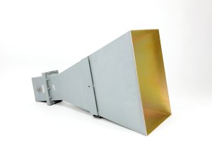 EM-3161-01 Octave Horn Antenna. 1-2GHz. 550 Watts