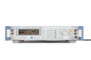 R & S SMR-40 Microwave Signal Generator