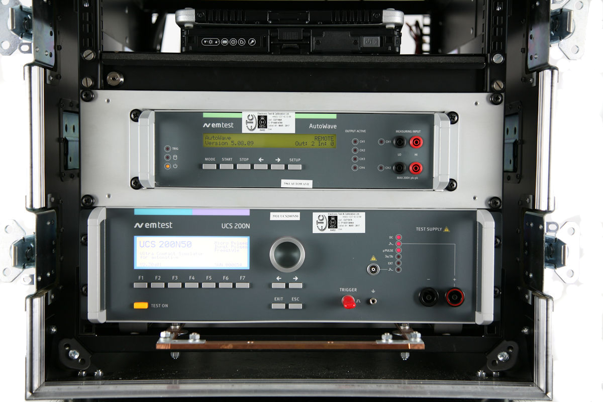 EM Test Autowave Arbitrary Waveform Generator