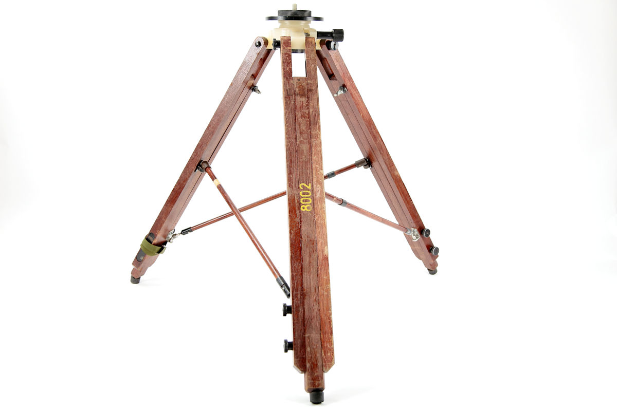 TRi-76P Standard Wooden Tripod
