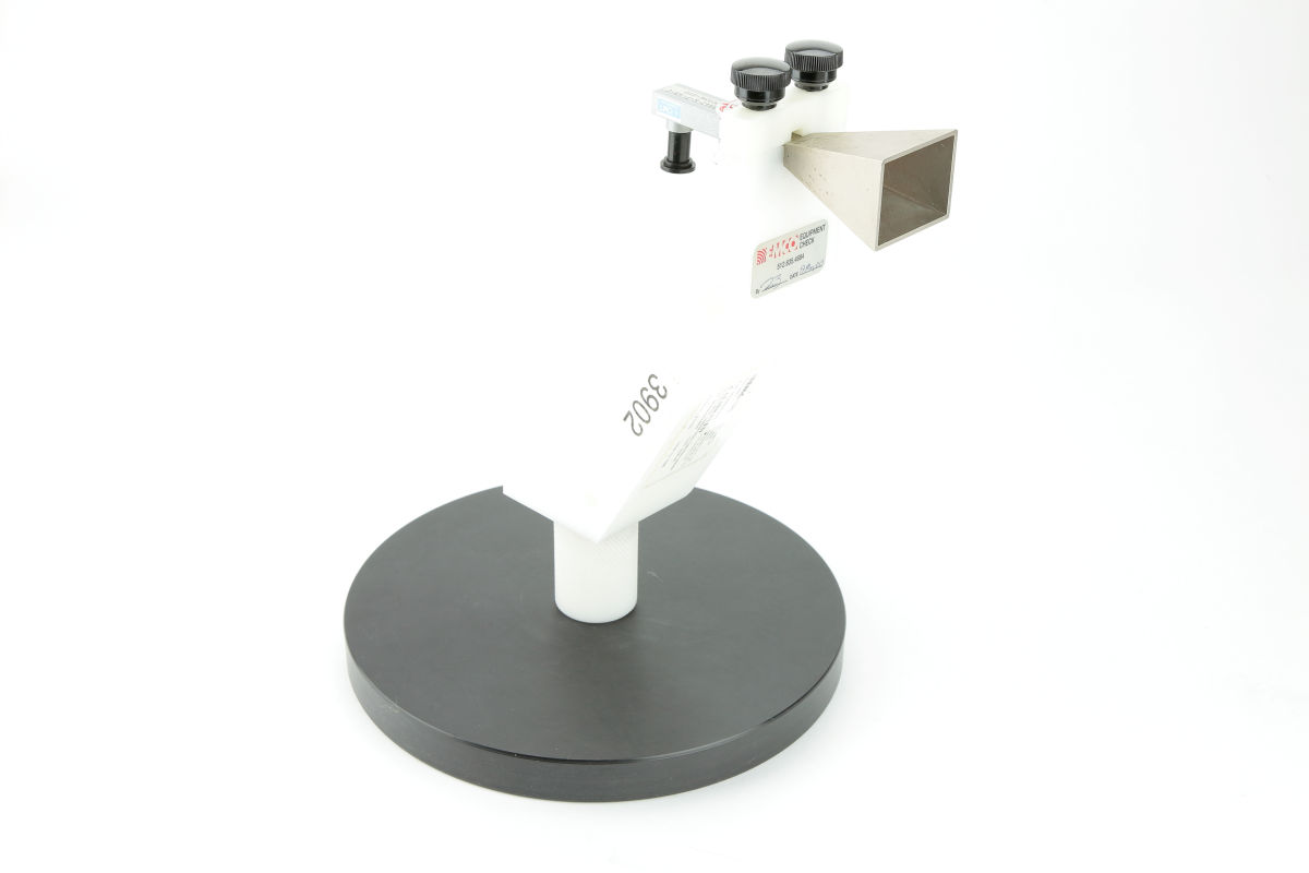 EM-3160-09 Standard Horn Antenna. 18GHz-26GHz. 50W